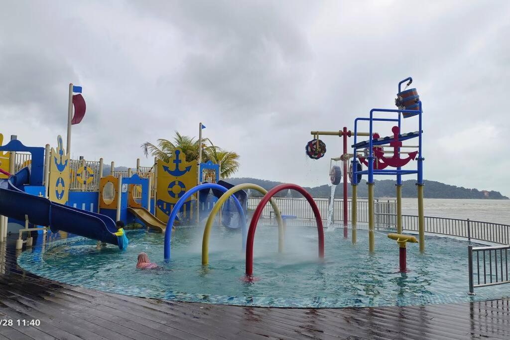 Love De Sea 4Pax 850Sf 2R2B Imperium Residence Kuantan Exterior photo
